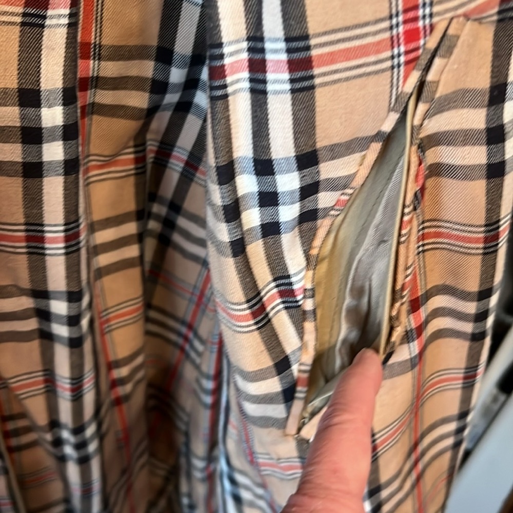 Brown vintage raincoat. - Picture 16 of 16